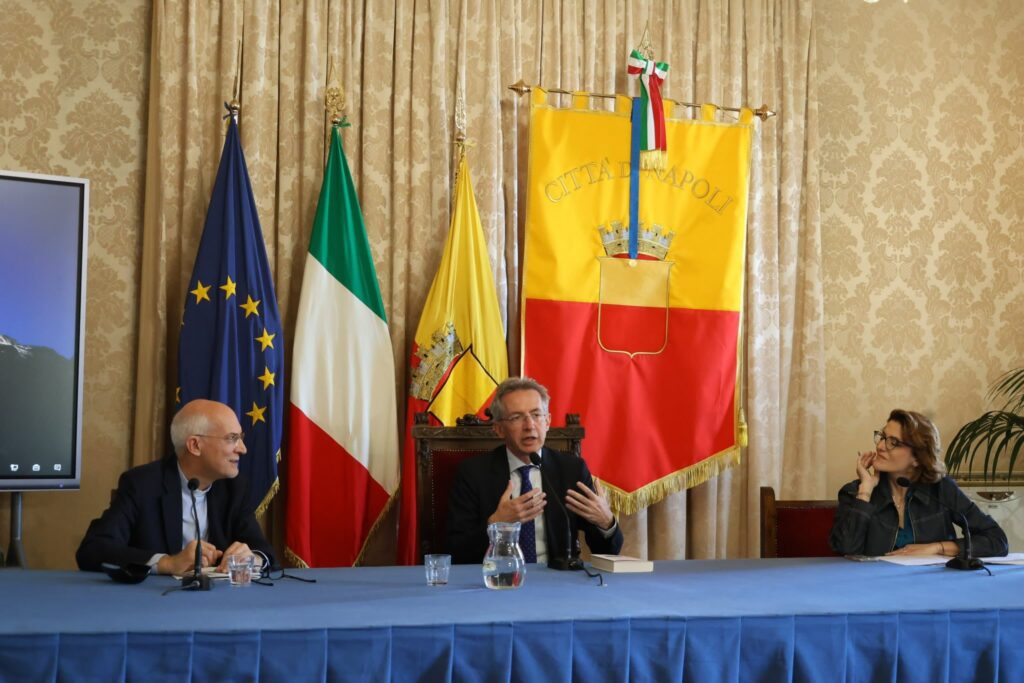 la presentazione de "Il vocabolario della fraternità" a Napoli