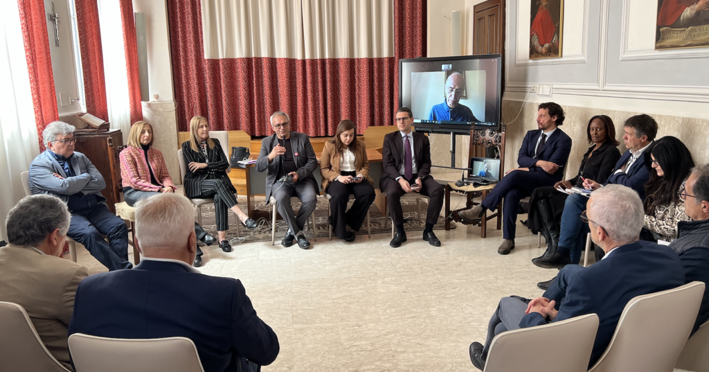 a Roma in sede Ucsi giornalisti che si interrogano sul giornalismo