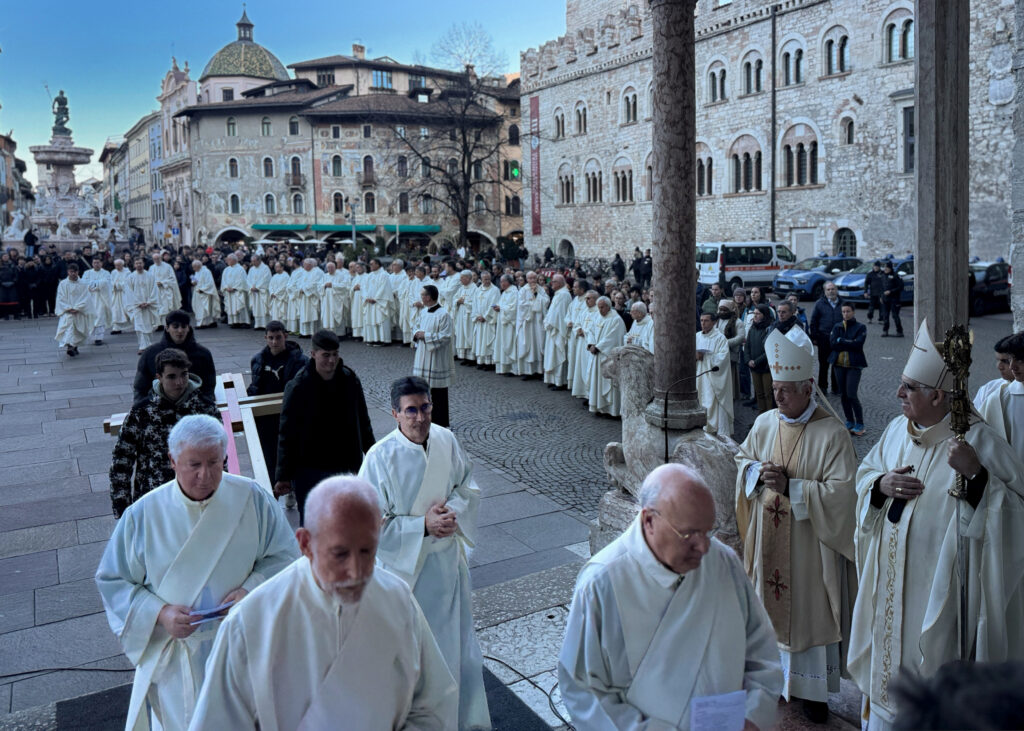 i giovani protagonisti ache della chiusura del giubileo a Trento