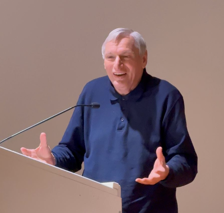 don Luigi Ciotti al congresso di Torino dell'Ucsi