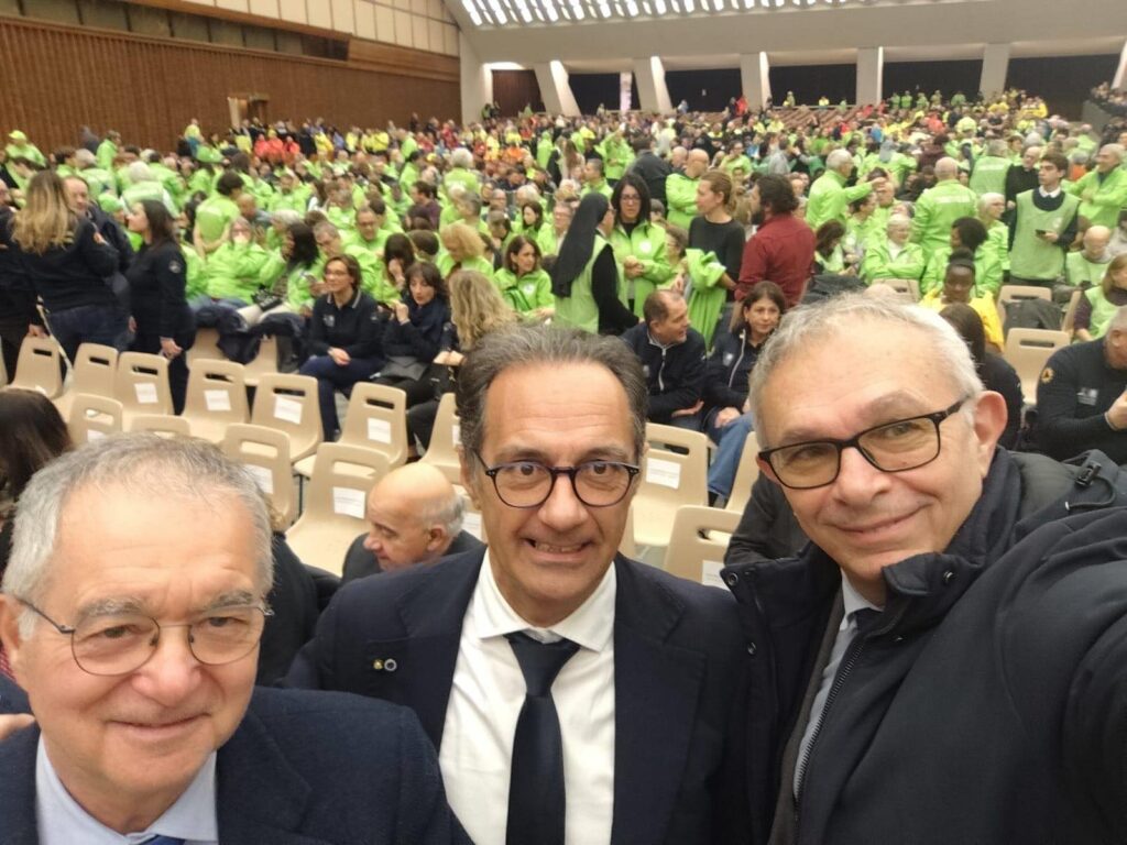 l'incontro del Papa con i volontari per la fine del giubileo