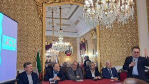 il tavolo dei relatori a Giarre