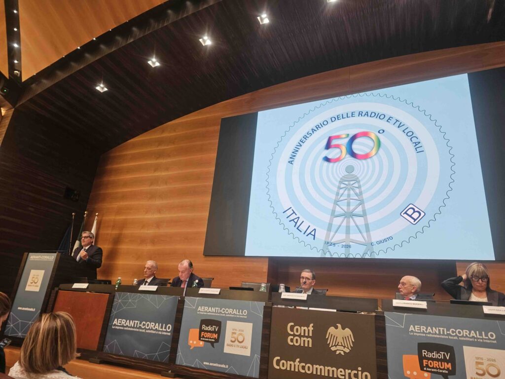 premio per i 50 anni di Radio Una Voce Vicina